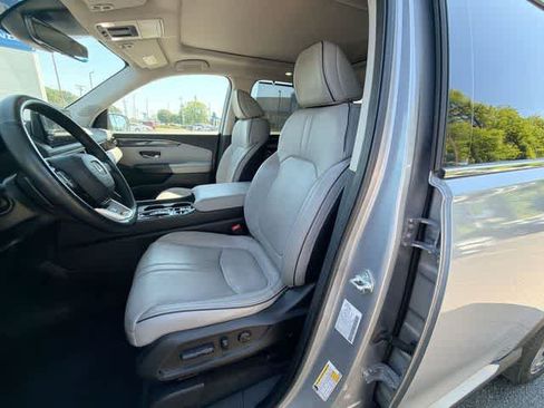 Used 2023 Honda Pilot Elite image 21