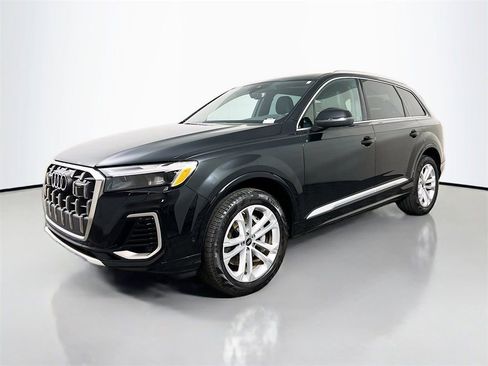 Used 2025 Audi Q7 3.0T Premium Plus image 3
