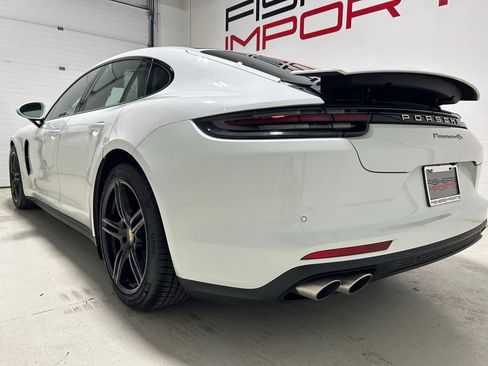 Used 2018 Porsche Panamera 4S w/ Premium Package Plus AWD/4WD image 5