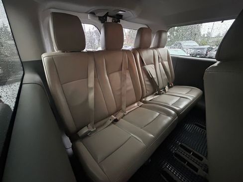 Used 2014 Nissan NV 3500 SL w/ Technology Package image 37