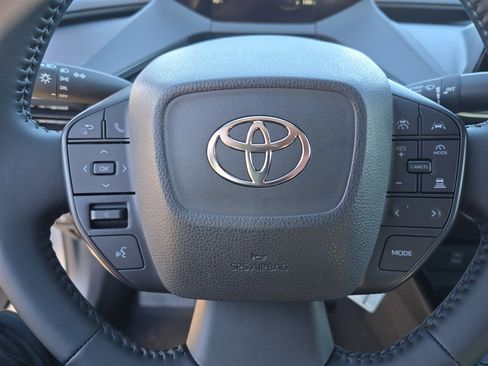 New 2026 Toyota Prius LE image 25