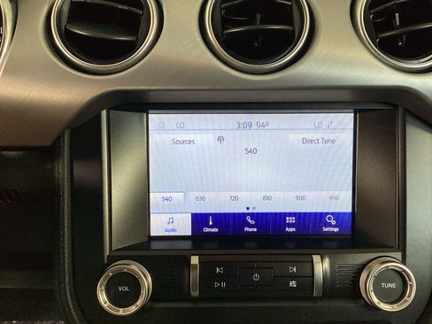 Used 2020 Ford Mustang Premium RWD image 24