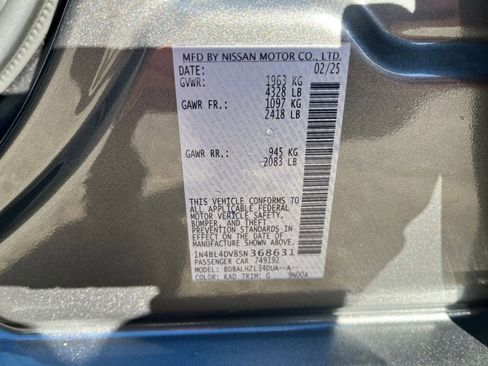 Used 2025 Nissan Altima 2.5 SV image 27