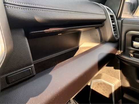 Used 2022 RAM 3500 Laramie w/ Night Edition image 22