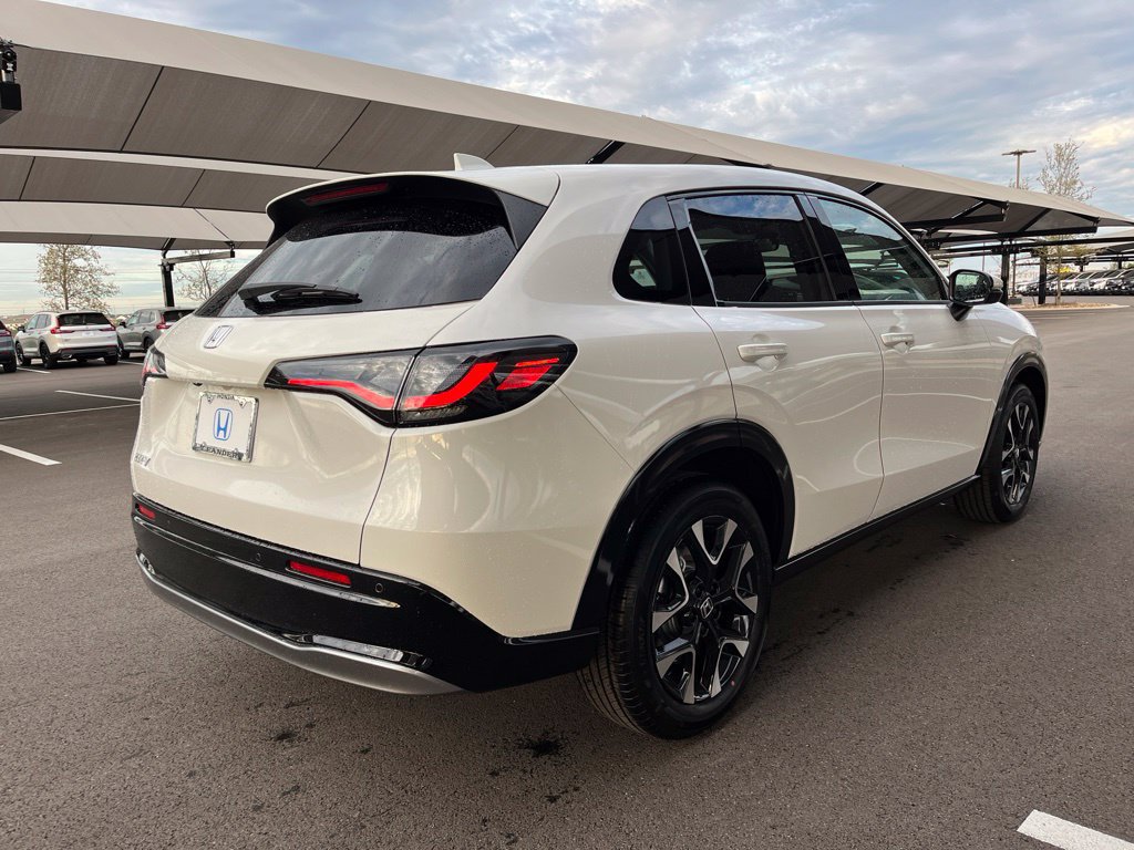 New 2027 Honda HR-V EX-L image 3