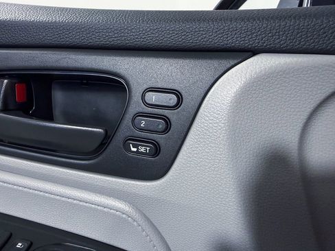 Used 2024 Honda Odyssey EX-L image 32