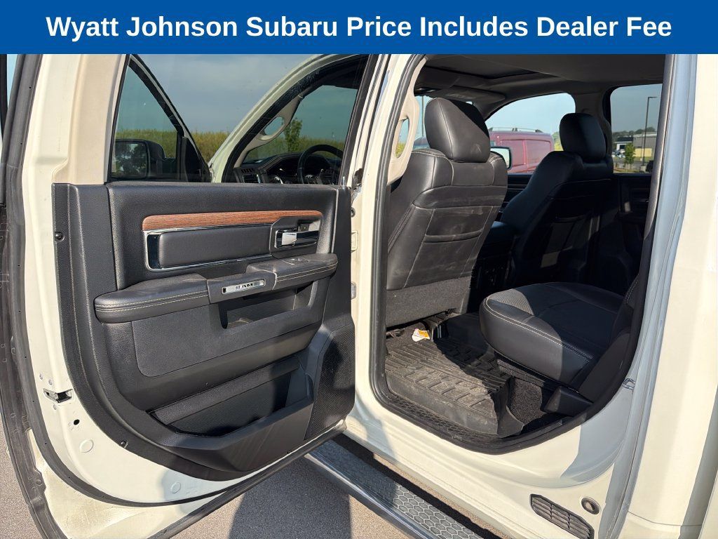 Used 2017 RAM 1500 Laramie w/ Convenience Group AWD/4WD image 32