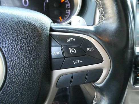 Used 2014 Jeep Grand Cherokee Overland AWD/4WD image 14