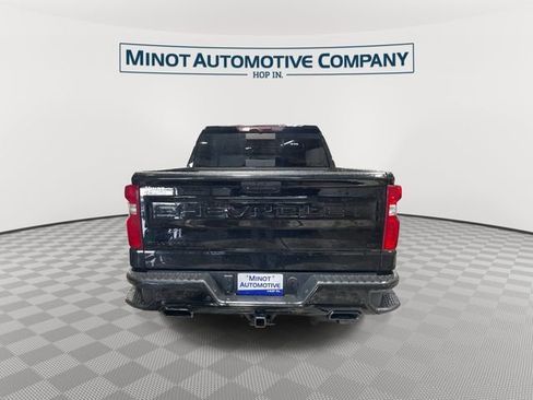 Used 2020 Chevrolet Silverado 1500 LT Trail Boss w/ Midnight Edition AWD/4WD image 7