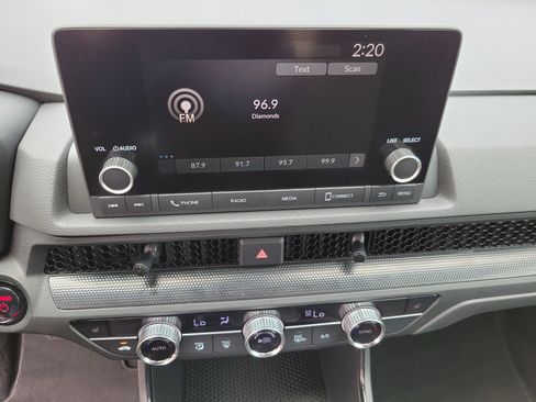 Used 2025 Honda CR-V Sport image 32