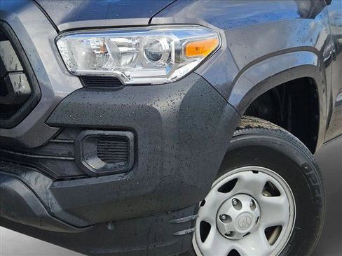 Used 2023 Toyota Tacoma SR image 4