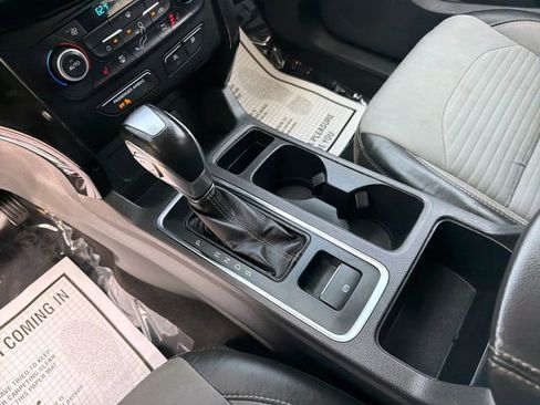 Used 2019 Ford Escape SE AWD/4WD image 24