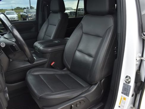 Used 2023 Chevrolet Tahoe LT AWD/4WD image 13