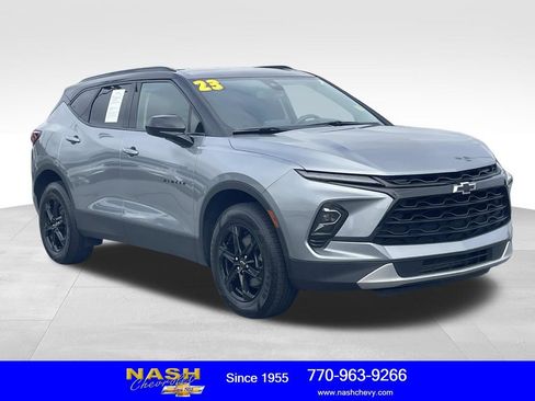 Used 2023 Chevrolet Blazer LT w/ Convenience Package FWD image 1