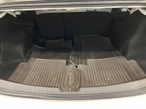 Used 2018 Chevrolet Malibu LT w/ Driver Confidence Package image 38