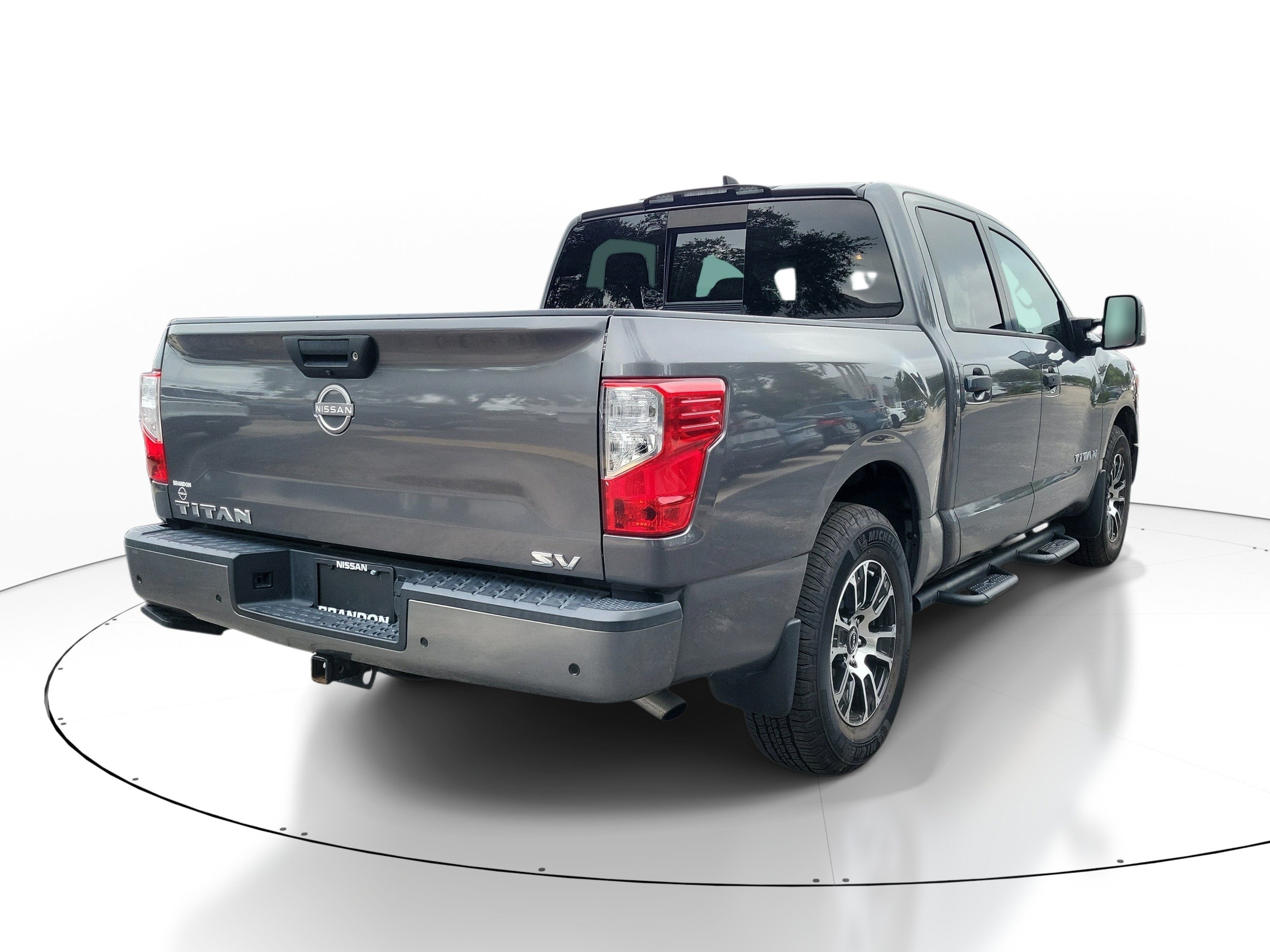 Used 2023 Nissan Titan SV w/ SV Convenience Package RWD image 7