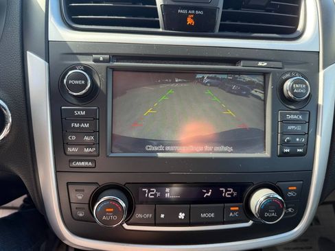 Used 2017 Nissan Altima 2.5 SV w/ Convenience Package FWD image 21
