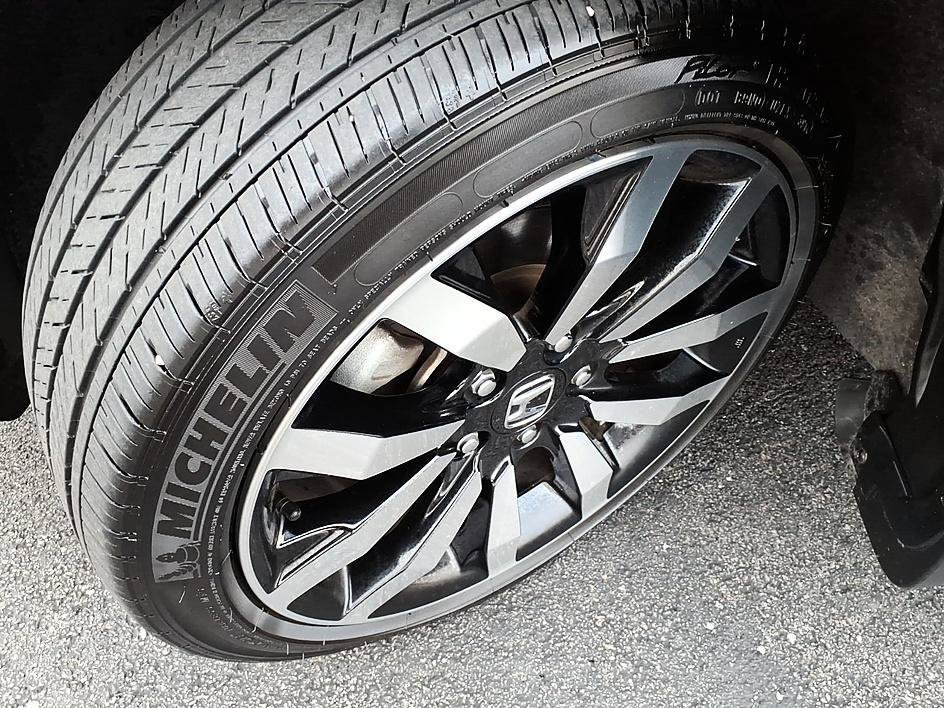 Used 2015 Honda Civic EX-L image 10
