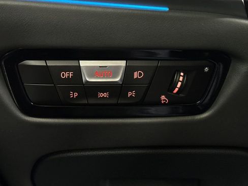 Used 2024 BMW M3 CS image 31