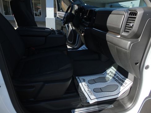 Used 2024 Chevrolet Silverado 2500 LT image 15