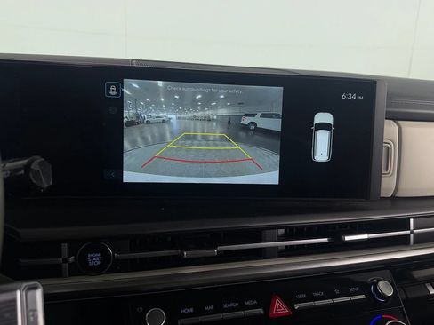 Used 2026 Hyundai Santa Fe SEL AWD/4WD image 18