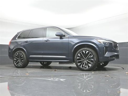 New 2026 Volvo XC90 B6 Ultra image 38
