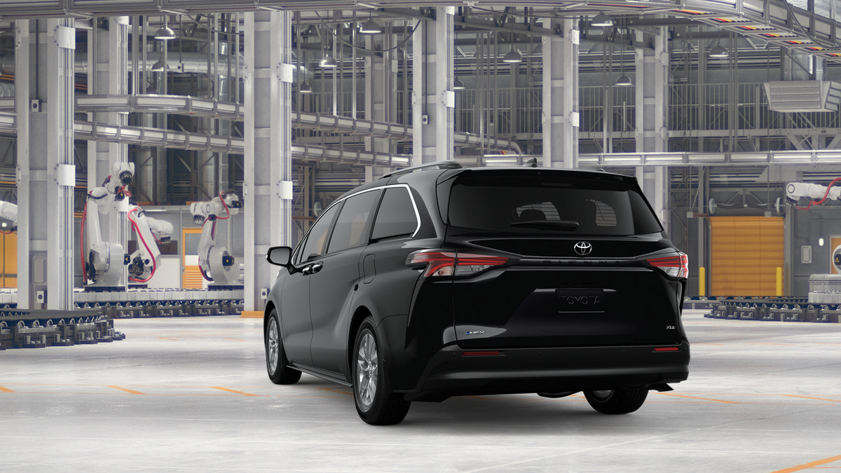 New 2026 Toyota Sienna XLE FWD image 7