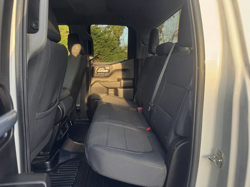 Used 2021 GMC Sierra 1500 2WD Double Cab w/ Convenience Package image 11