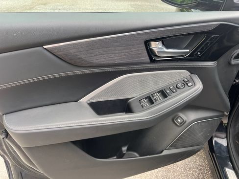 Used 2024 Acura MDX SH-AWD w/ Advance Package image 10