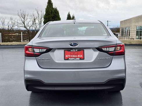 Used 2025 Subaru Legacy Premium image 4