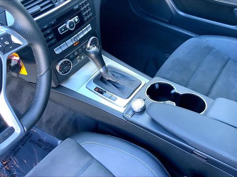 Used 2015 Mercedes-Benz C 250 Coupe image 15