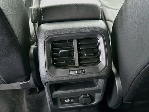 Used 2022 Volkswagen Tiguan SEL R-Line AWD/4WD image 27
