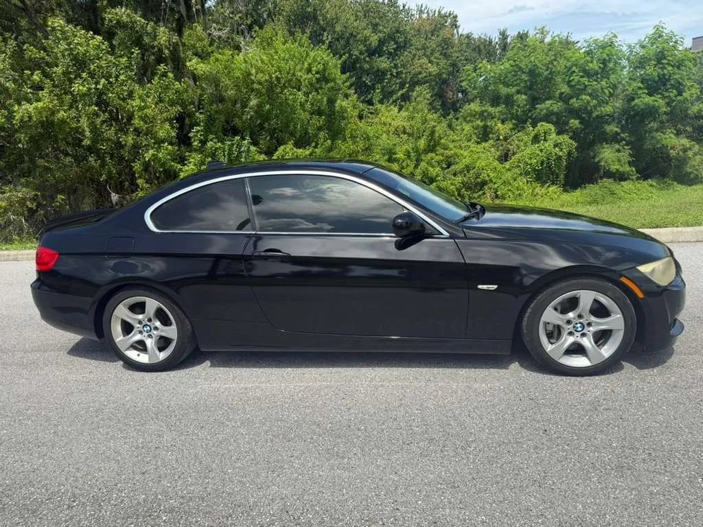 Used 2011 BMW 335i Coupe RWD image 2