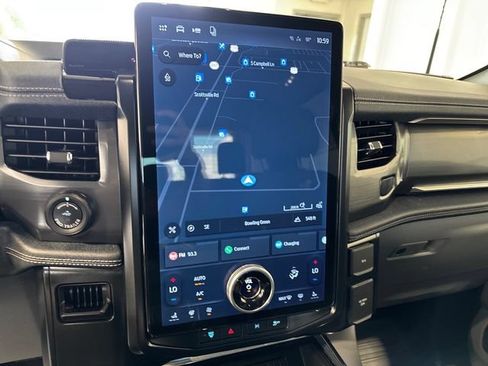 Used 2024 Ford F150 Lightning Flash AWD/4WD image 12