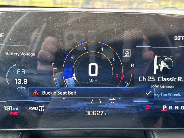 Used 2025 Chevrolet Equinox LT AWD/4WD image 16
