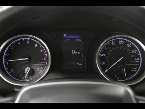 Used 2024 Toyota Camry LE FWD image 8