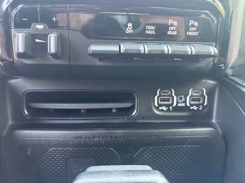 Used 2023 RAM 1500 Laramie AWD/4WD image 27