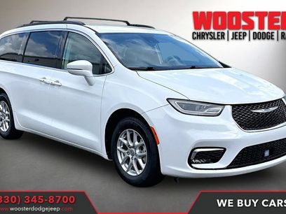 Used 2022 Chrysler Pacifica Touring-L