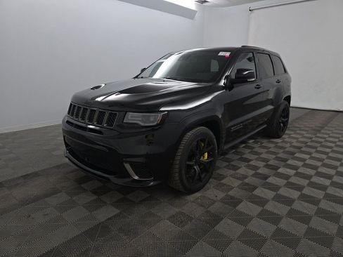 Used 2021 Jeep Grand Cherokee Trackhawk image 3