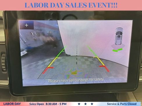 Used 2023 Ford Explorer XLT w/ Equipment Group 202A AWD/4WD image 14