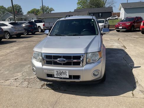 Used 2011 Ford Escape XLT image 8