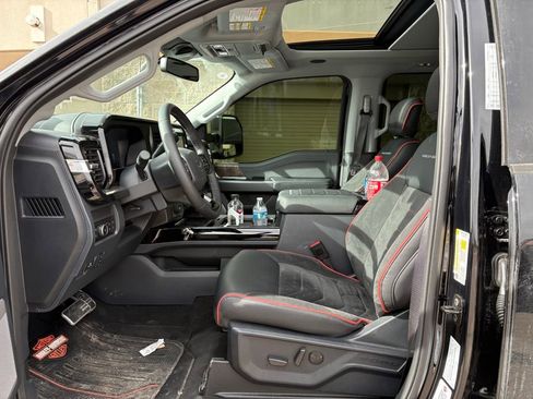 Used 2026 Ford F250 Lariat w/ Black Appearance Package image 14