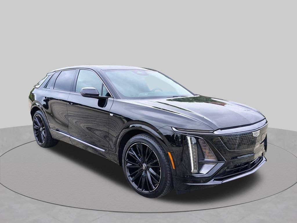Used 2024 Cadillac Lyriq Sport AWD/4WD image 3