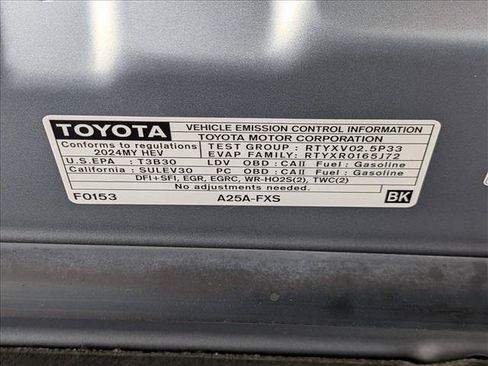 Used 2024 Toyota Camry SE FWD image 23
