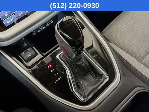 Used 2025 Subaru Outback Premium AWD/4WD image 21