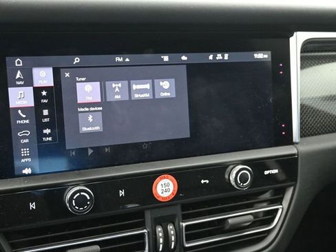 Used 2023 Porsche Macan GTS image 27