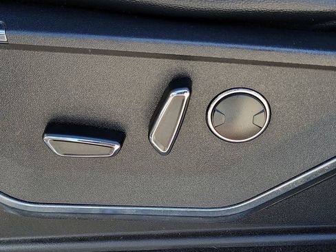 Used 2023 Ford F150 Lariat w/ Equipment Group 502A High image 20