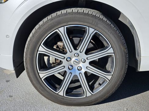 Used 2021 Volvo XC60 T5 Inscription w/ Advanced Package image 13