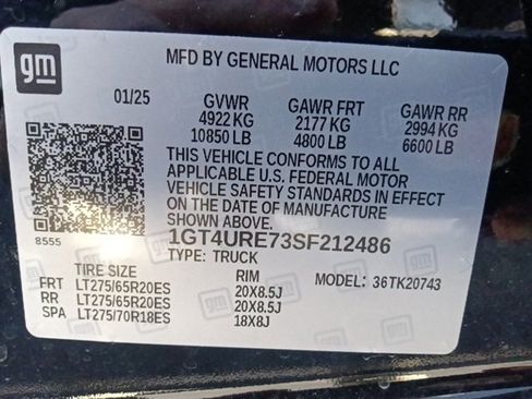 Used 2025 GMC Sierra 2500 Denali w/ Technology Package image 37