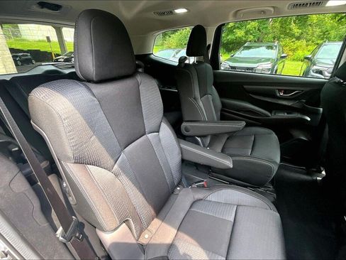 Used 2024 Subaru Ascent Premium w/ Convenience Package AWD/4WD image 15